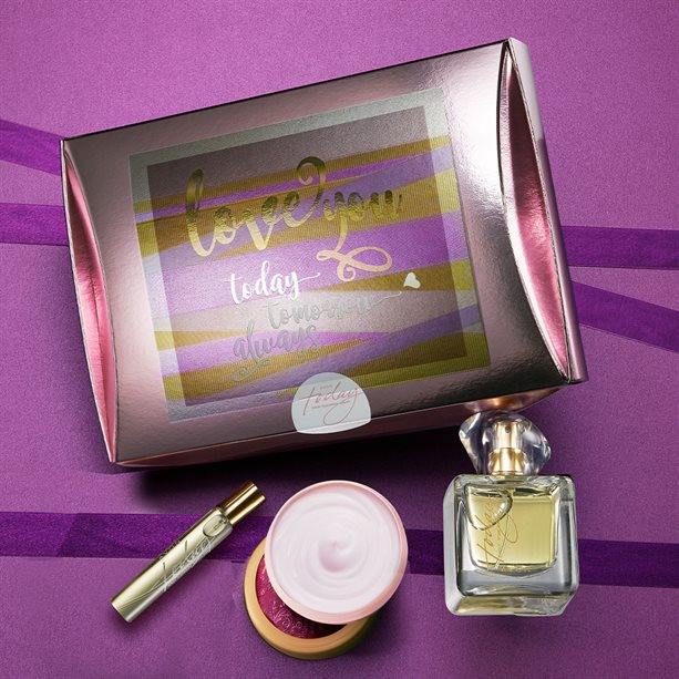 Catalog Avon - Set cadou TTA Today pentru Ea Set cadou TTA Today pentru Ea - Catalog Avon