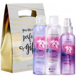 Set de 3 produse Naturals cu orhidee si coacaze